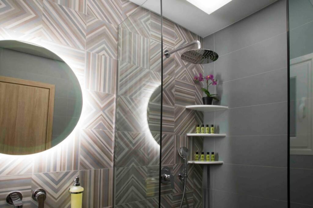 Apartment 7 Steps Metro Syggrou Fix Near Acropolis *